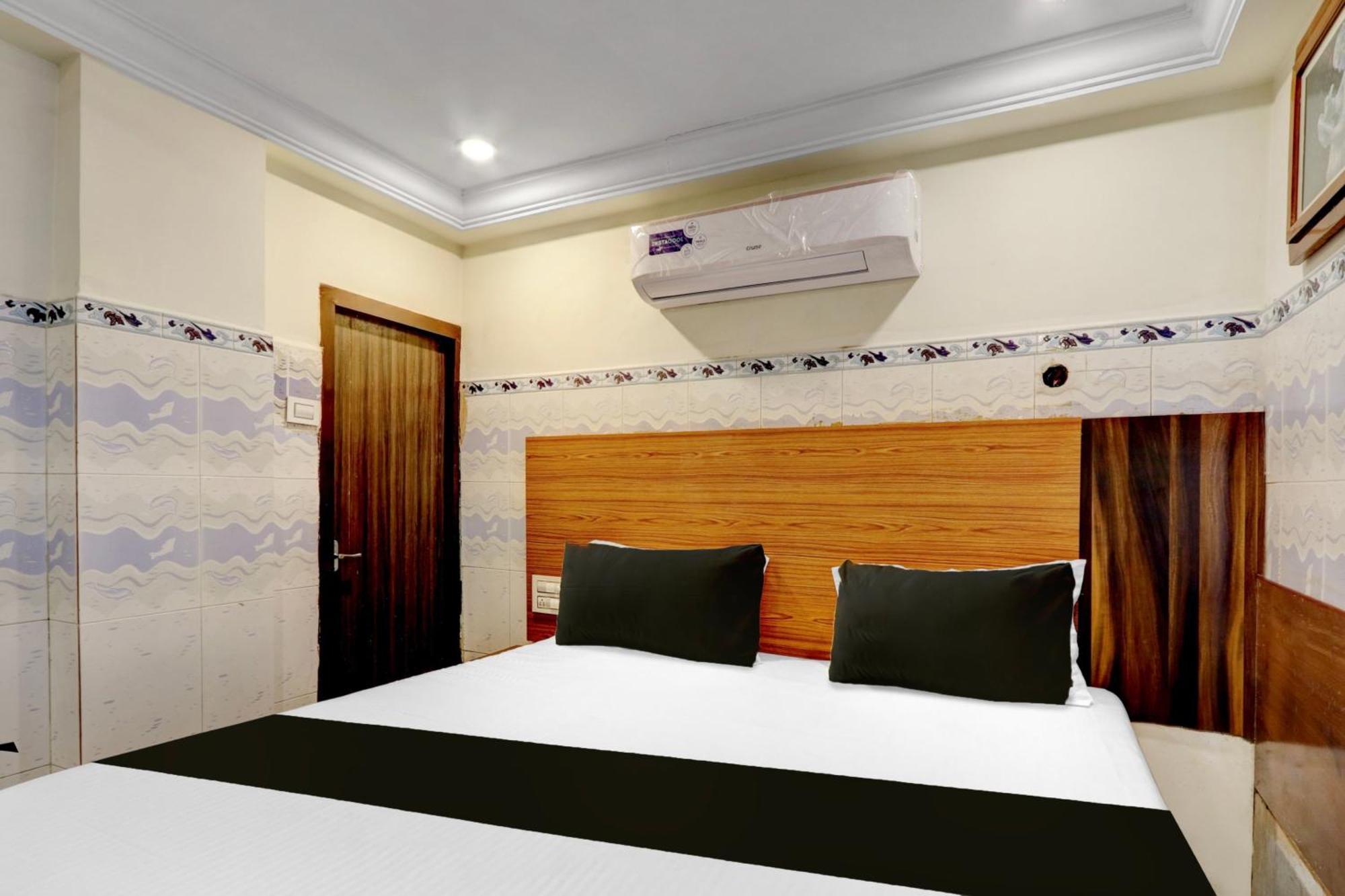 Hotel O Hanuman Pet Near Railway Station Vijayawada Exterior photo